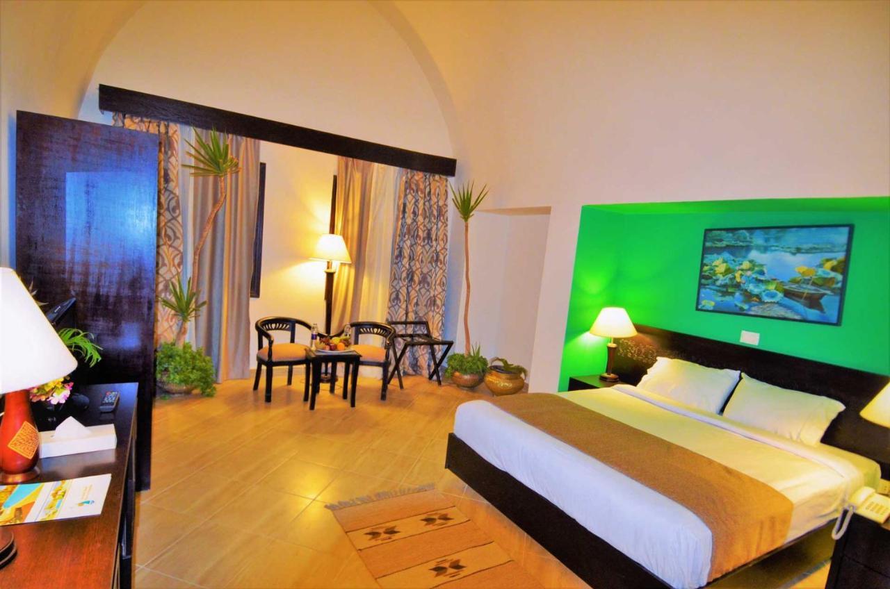 Rohanou Beach Resort El Qoseir Exterior foto